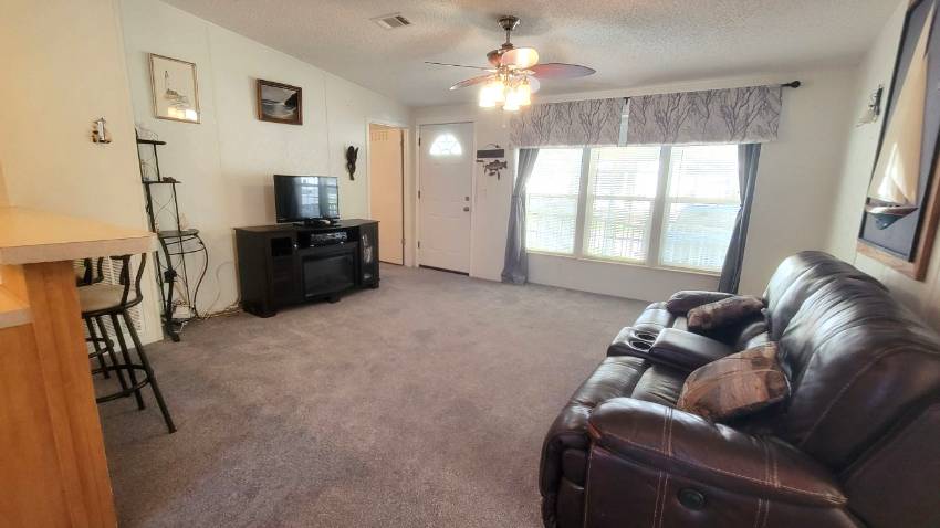 519 Leyland Cypress Way a Winter Haven, FL Mobile or Manufactured Home for Sale